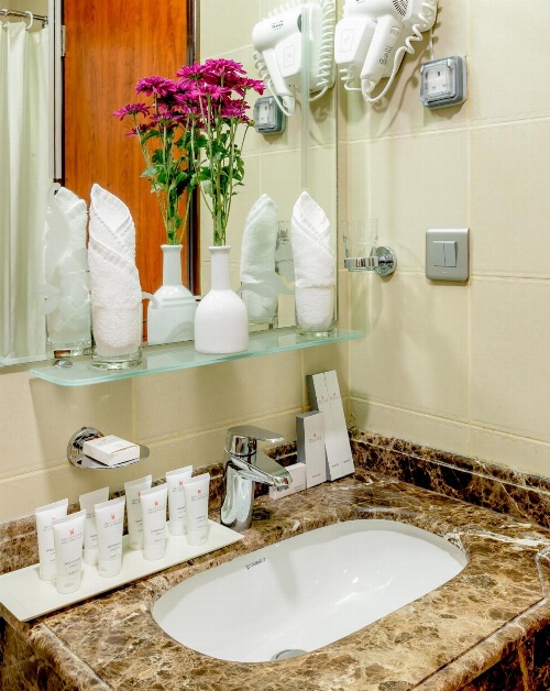 Al Dana Diamond Makkah image 1